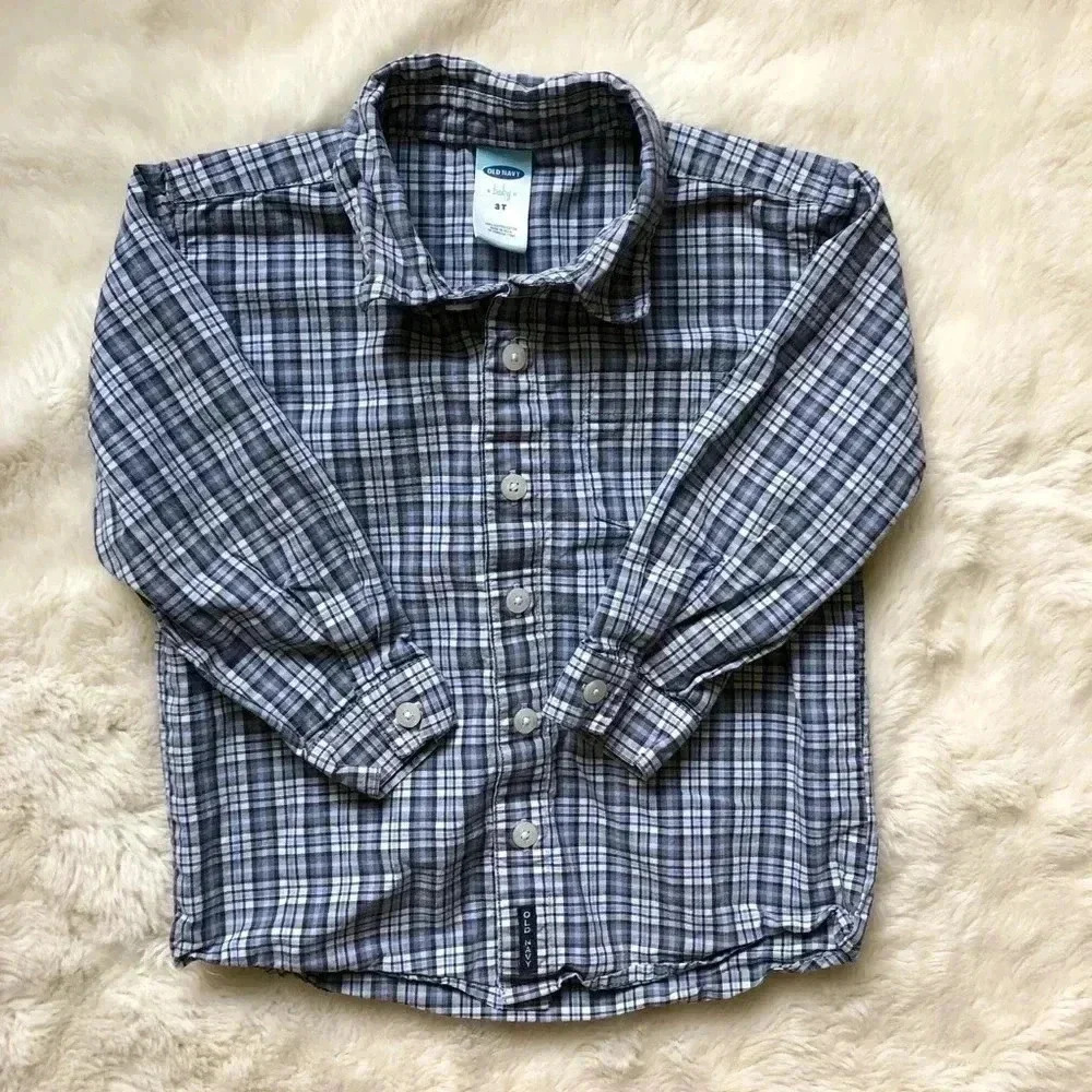 Old Navy Long Sleeved Button Down Shirt Size 3t
